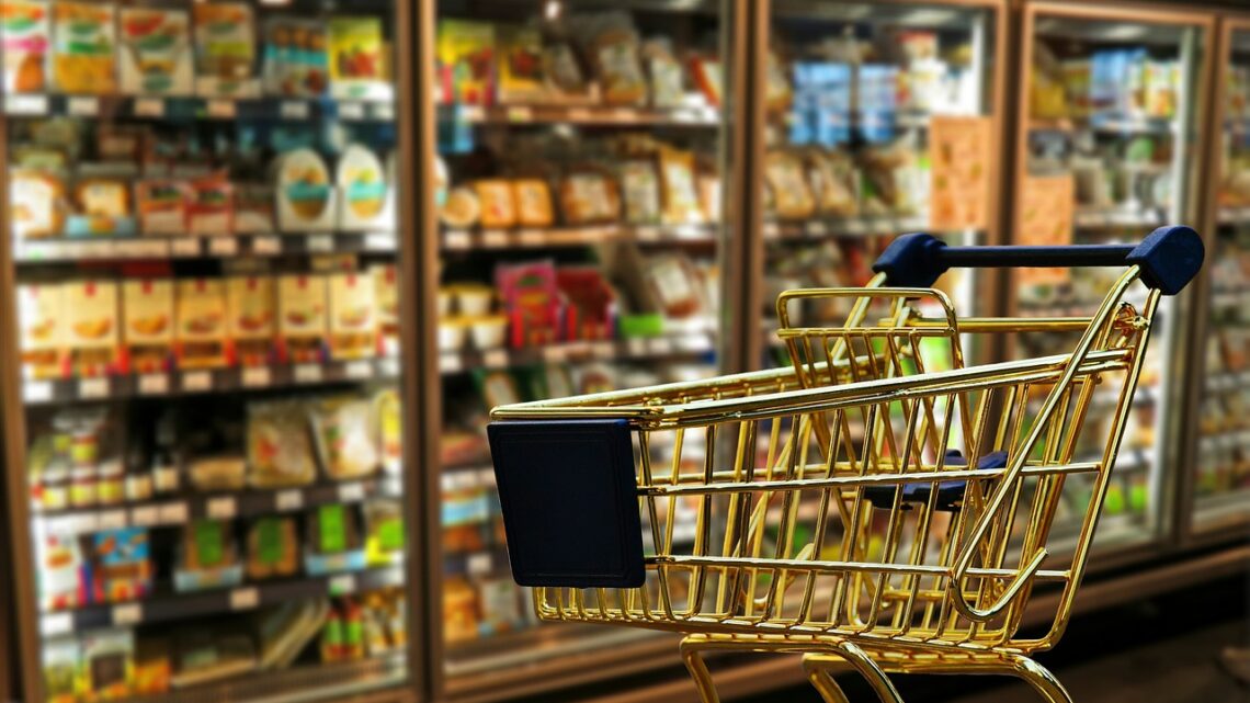 Come risparmiare al supermercato: trucchi per una spesa lungimirante