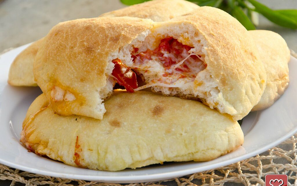 Panzerotti pugliesi, cosa sono e perchè tutti li amano